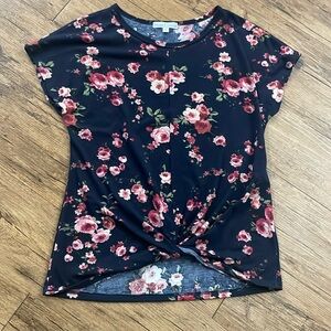 Navy floral short sleeve top